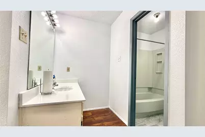 11889 Bobwhite Drive #834, Houston, TX 77035 - Photo 13