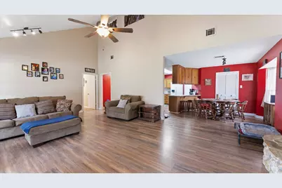 315 Tanner Avenue, Cleveland, TX 77327 - Photo 9