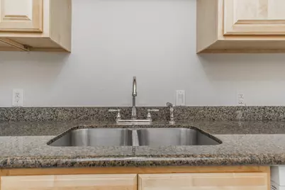 600 19th Street #7, Galveston, TX 77550 - Photo 13