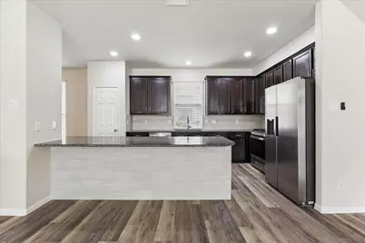 3328 Masters Point Drive, Houston, TX 77091 - Photo 7