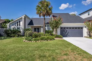 107 Shirleen Dr, Pasadena, TX 77586 - Photo 1