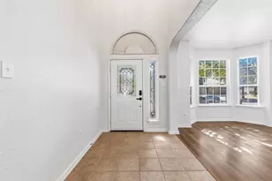 5223 Roan Brook, San Antonio, TX 78251 - Photo 5