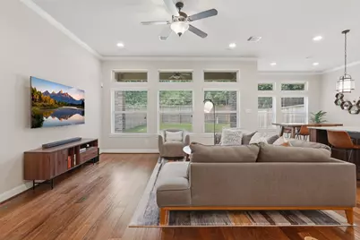 27 Herons Flight Place, The Woodlands, TX 77389 - Photo 5