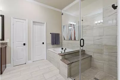 27 Herons Flight Place, The Woodlands, TX 77389 - Photo 19