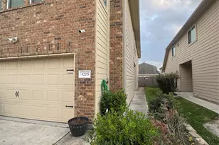 5205 Dauntless Dr, Houston, TX 77066 - Photo 3