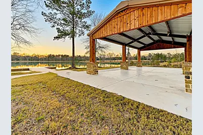 215 Shoreview Drive, Conroe, TX 77303 - Photo 25