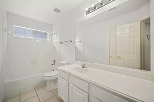 902 W Palmcrest Ct, Pearland, TX 77584 - Photo 11