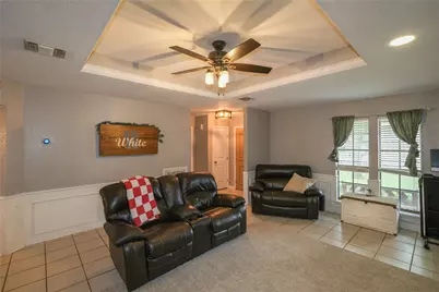 316 Raintree Lane, Lake Jackson, TX 77566 - Photo 15