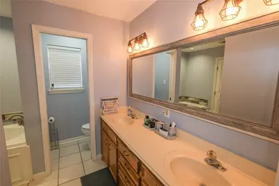 316 Raintree Lane, Lake Jackson, TX 77566 - Photo 27