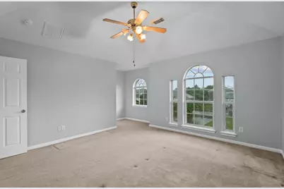5800 Winding Brook Drive, Dickinson, TX 77539 - Photo 11