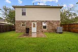 5800 Winding Brook Dr, Dickinson, TX 77539 - Photo 21