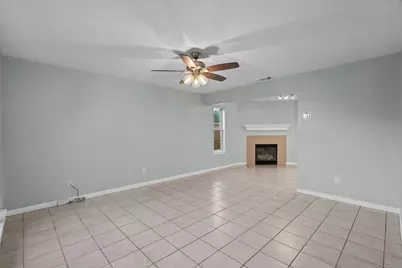 5800 Winding Brook Drive, Dickinson, TX 77539 - Photo 3