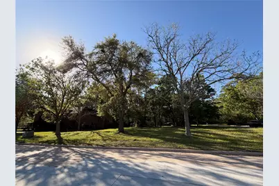 508 Independence Drive, Friendswood, TX 77546 - Photo 3