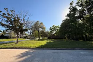 508 Independence Dr, Friendswood, TX 77546 - Photo 1