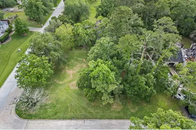 508 Independence Drive, Friendswood, TX 77546 - Photo 9