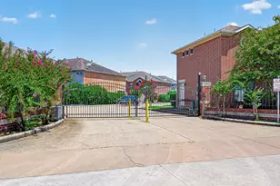 5951 S Loop E, Houston, TX 77033 - Photo 31
