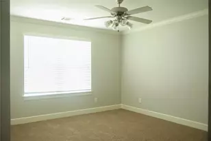 5951 S Loop E, Houston, TX 77033 - Photo 13