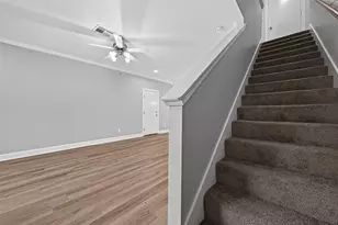 5951 S Loop E, Houston, TX 77033 - Photo 9