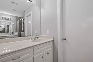 5951 S Loop E, Houston, TX 77033 - Photo 17