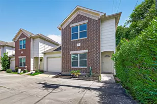 5951 S Loop E, Houston, TX 77033 - Photo 1