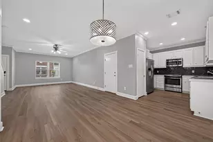 5951 S Loop E, Houston, TX 77033 - Photo 25