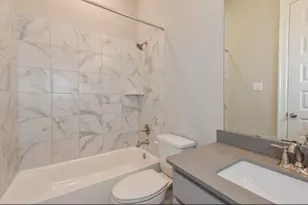 3919 Pinecrest Peak Dr, Spring, TX 77386 - Photo 9