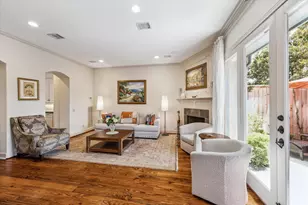2207 Dunraven Ln, Houston, TX 77019 - Photo 15