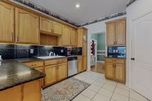 145 Norwood Dr, Lumberton, TX 77657 - Photo 13