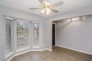17306 Fife Ln, Webster, TX 77598 - Photo 5