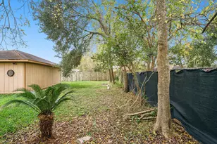 17306 Fife Ln, Webster, TX 77598 - Photo 23