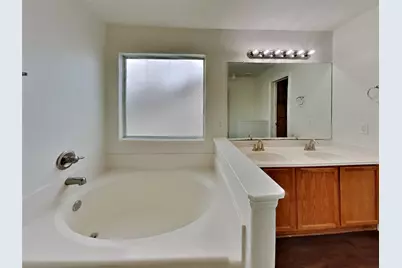 2013 Briar Grove Drive, Conroe, TX 77301 - Photo 9