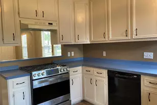 4708 Park Dr, Houston, TX 77023 - Photo 9