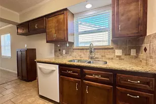 11847 Monticeto Ln, Stafford, TX 77477 - Photo 7