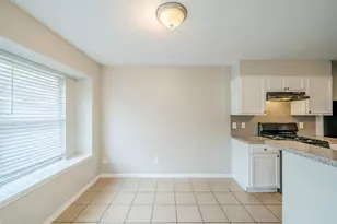 2619 Kiplands Ct, Houston, TX 77014 - Photo 9