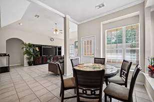 10102 Lizette Ct, Houston, TX 77075 - Photo 13
