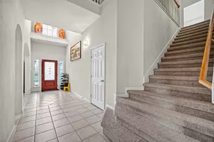 10102 Lizette Ct, Houston, TX 77075 - Photo 9