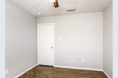 19242 Hopeview Court, Katy, TX 77449 - Photo 13
