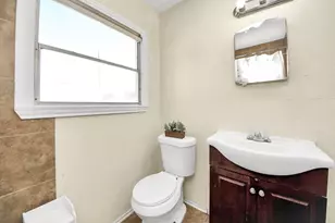 11029 Muscatine St, Houston, TX 77029 - Photo 23