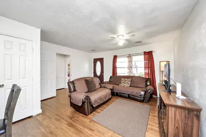 11029 Muscatine Street, Houston, TX 77029 - Photo 5