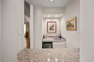 618 Shadywood Rd, Houston, TX 77057 - Photo 9