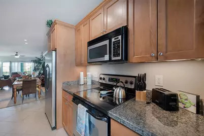 7000 Seawall Boulevard #524, Galveston, TX 77551 - Photo 13