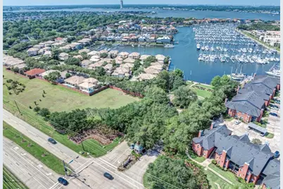 320 Harborside Circle, Kemah, TX 77565 - Photo 39