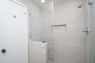 239 Malone St, Houston, TX 77007 - Photo 27