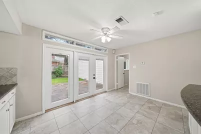 11910 Pebble Rock Drive, Houston, TX 77077 - Photo 15