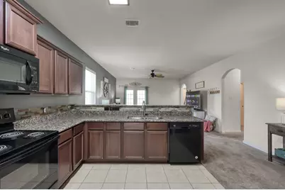 12054 Powderhorn Lane, Pinehurst, TX 77362 - Photo 9