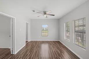 1322 Magnolia St, Baytown, TX 77520 - Photo 7