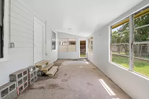 1322 Magnolia St, Baytown, TX 77520 - Photo 21