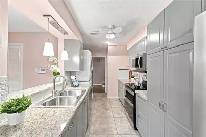 14505 Still Meadow Drive, Houston, TX 77079 - Photo 15