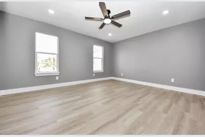 17121 Spindle Oaks Drive, Conroe, TX 77385 - Photo 17