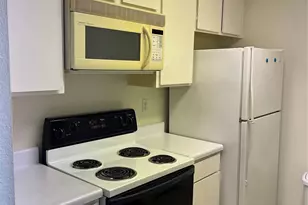 7950 N Stadium Dr, Houston, TX 77030 - Photo 3